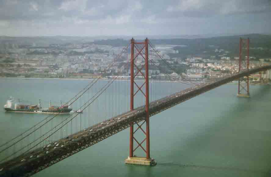 24 - Portugal - Lisboa, puente 25 de Abril